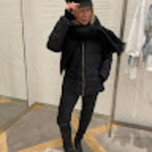 Meet your Posher, Angela